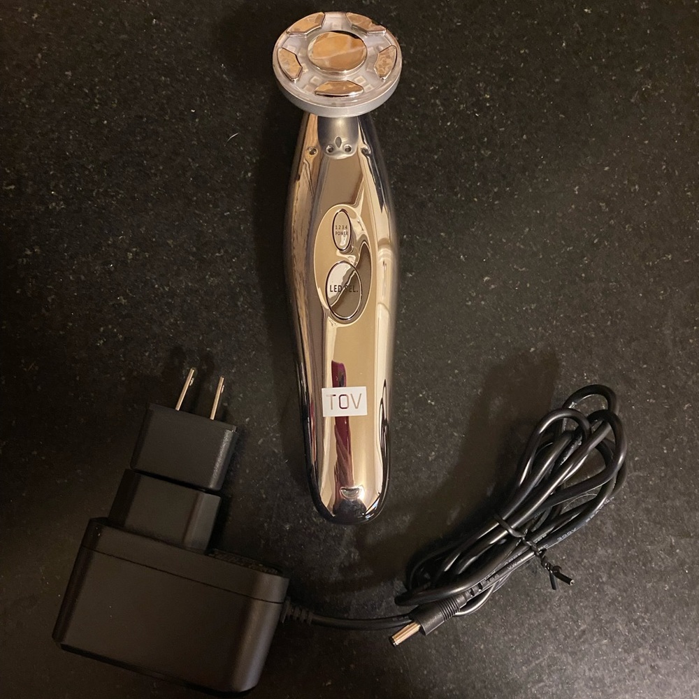 Time Master Pro anti aging/skin plumping tool